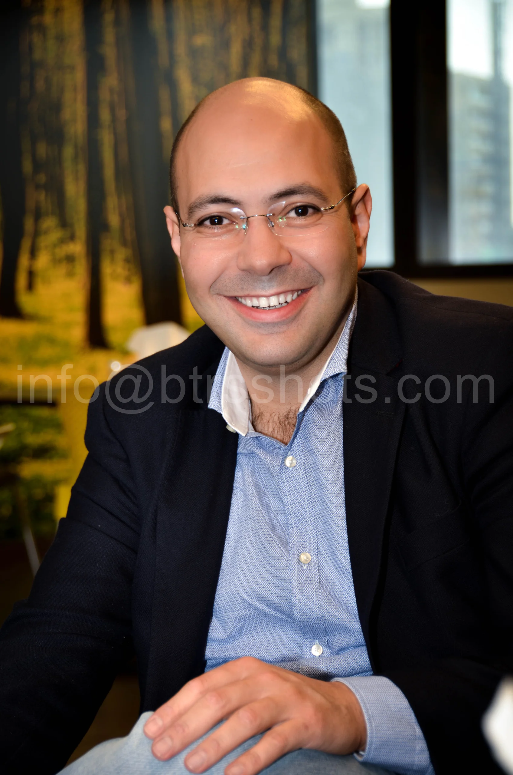 Portrait & Photoshoots photograph 38